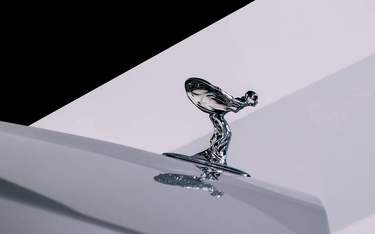 Rolls Royce zmienia wygląd swojej słynnej "Spirit of Ecstasy"