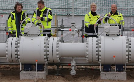 Niemcy mają drugi terminal LNG. Symboliczna lokalizacja