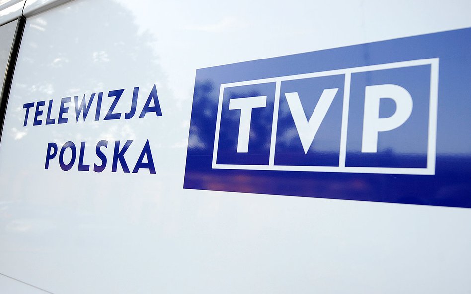 Scena z planu serialu "Szybki cash" w "Wiadomościach" TVP. Skargi do KRRiT