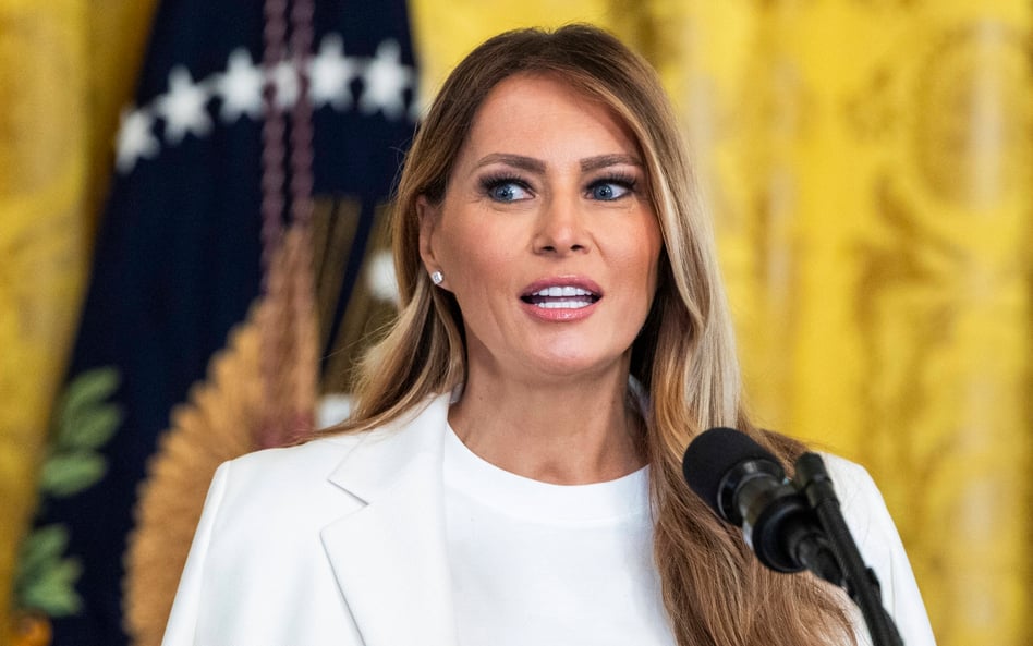 Melania większość czasu spędza w Trump Tower w Nowym Jorku, a czasem w rezydencji Trumpów na Florydz