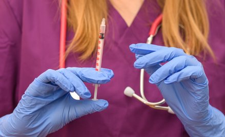 Szczepienia pracowników – z podatkiem czy bez