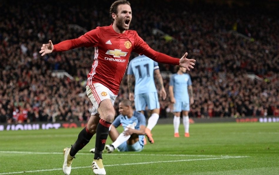 Puchar Ligi Angielskiej: Awans Manchesteru United