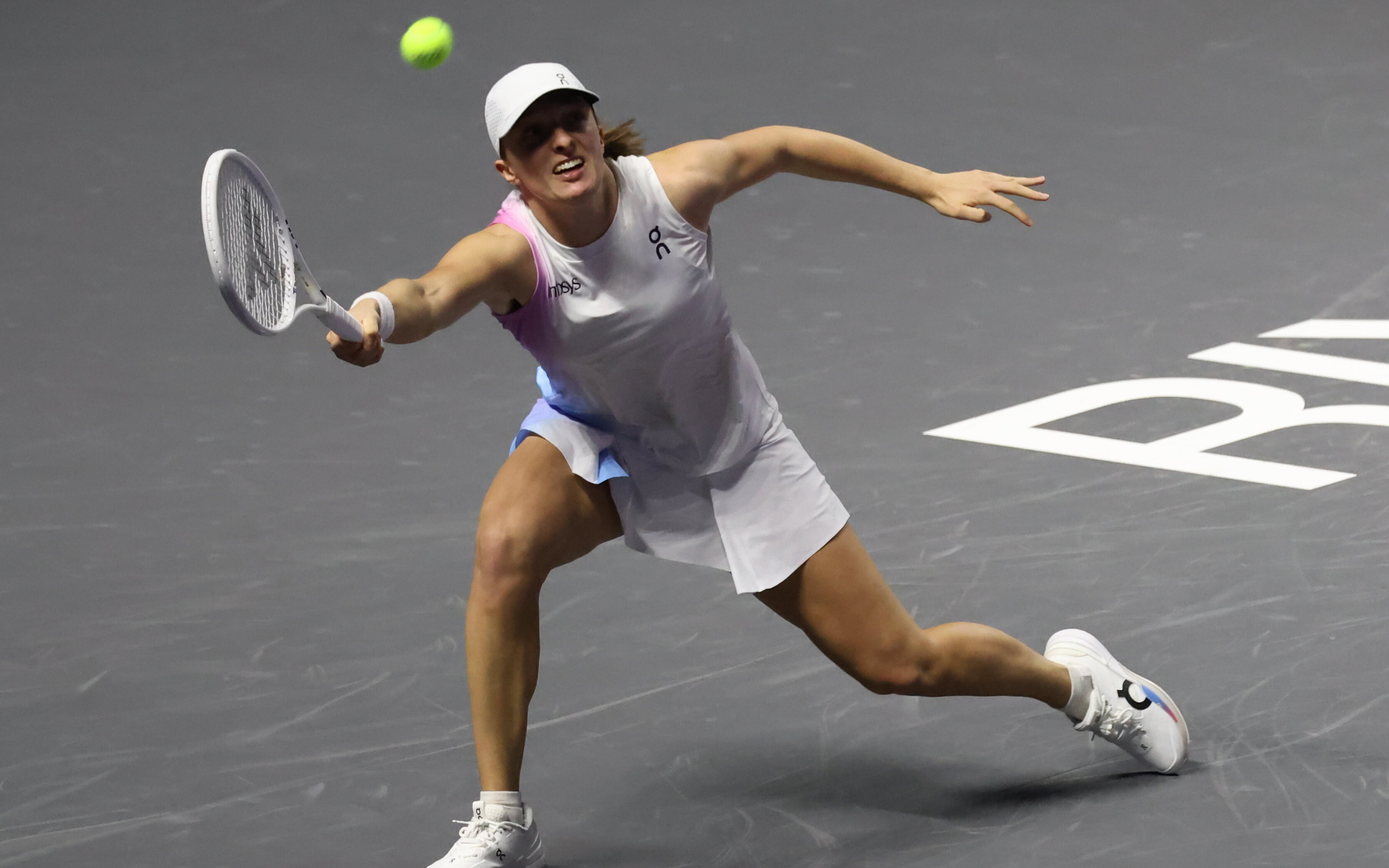 WTA Finals. What must happen for Iga Świątek to advance to the semifinals?