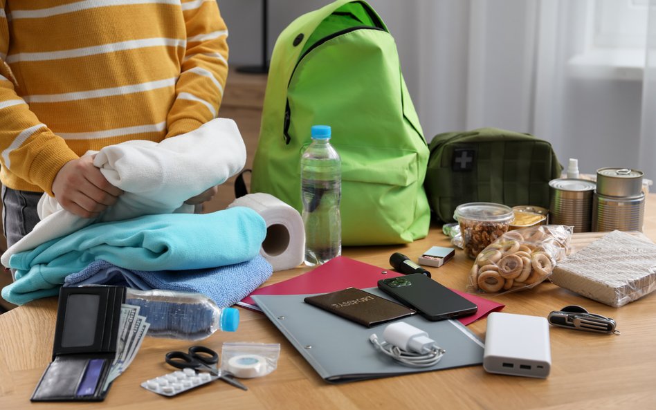 Co trzeba mieć w domu na wypadek kryzysu? Zapasy na pierwsze 72 godziny