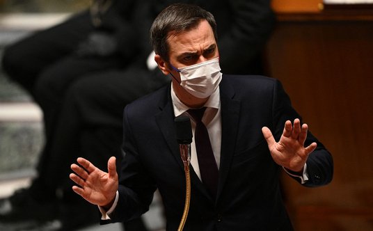 Olivier Véran, minister solidarności i zdrowia Francji