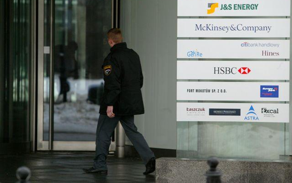 Pawlak musi się tłumaczyć, a PiS zastanawia się nad komisją śledczą