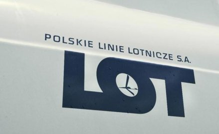 Utworzenie holdingu lotniczego nie uratuje LOT-u