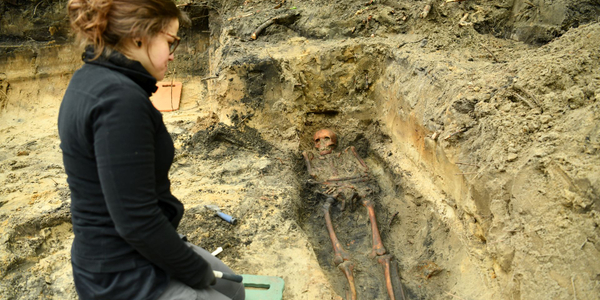 Kolejne ludzkie szczątki na terenie jednostki wojskowej w Rembertowie