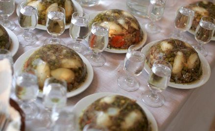 Droższa wódka sposobem na mniejsze spożycie alkoholu w Rosji