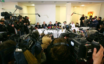 Konferencja prasowa policjantów i lekarzy wzbudziła wielkie zainteresowanie mediów