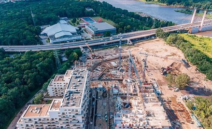 Wpływy z obligacji pozwalają deweloperom głównie kupować ziemię. Banki chętnie pożyczają na budowę, 