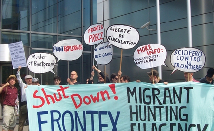 Demonstracja przeciwko agencji Frontex. Warszawa, czerwiec 2008