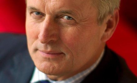 Znany pisarz John Grisham przeprasza za wypowiedź o pedofilach