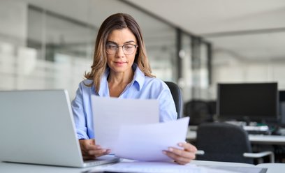 Doliczanie stażu pracy ma być korzystne dla pracownika