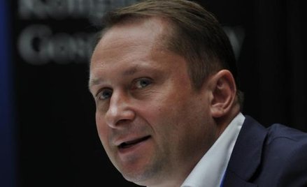 W październiku Kamil Durczok startuje ze swoim portalem. Wtedy też zadebiutuje w Polsat News