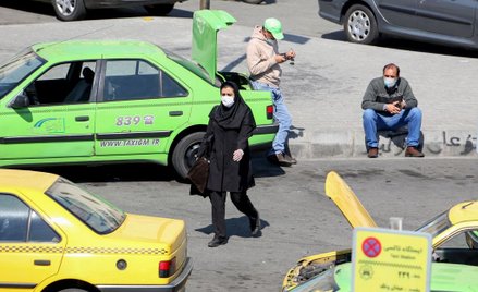 Bahrajn: Z Iranu wrócił samolot pełen chorych na Covid-19