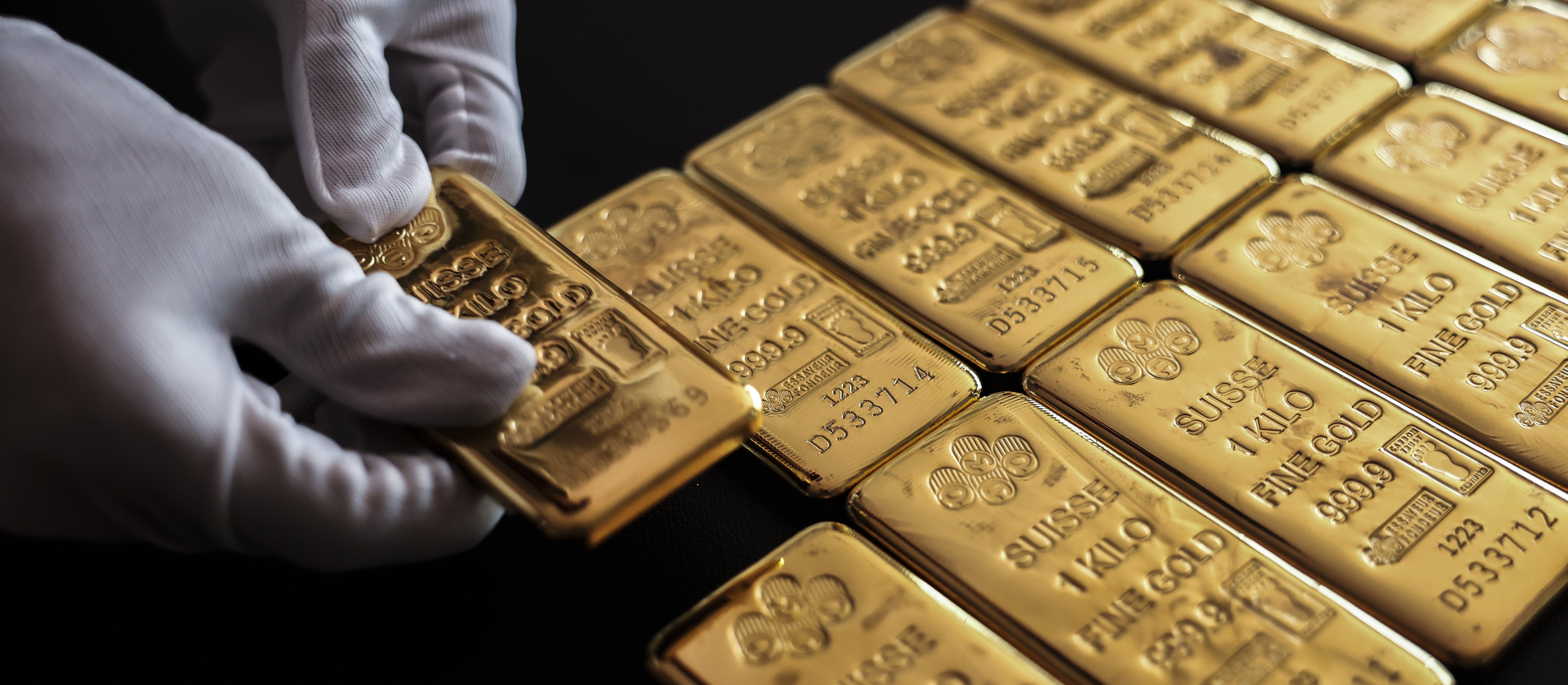 Złoto przebija 5100 dol. za uncję. Historyczny rajd dopiero się zaczyna