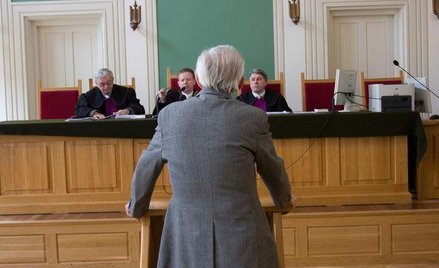 Niesolidni biegli hamują Temidę w orzekaniu