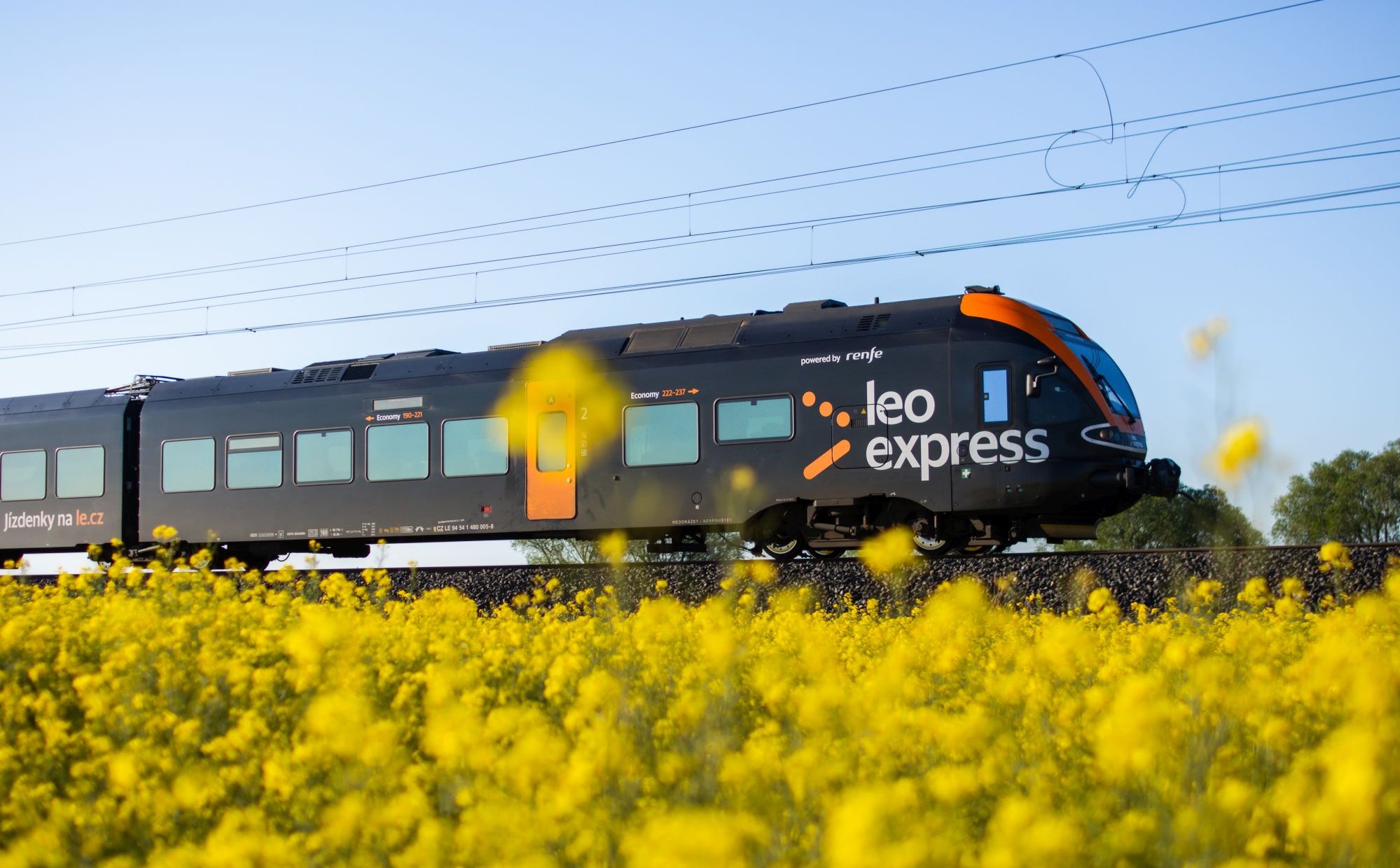 Leo Express uruchamia nową trasę kolejową w Polsce. Zaserwuje pasażerom prosecco