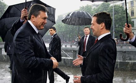 Wiktor Janukowycz i Dmitrij Miedwiediew podczas wizyty rosyjskiego prezydenta na Ukrainie, maj 2010 