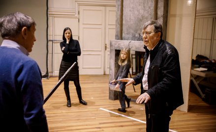 Zdjęcia z prób Barona Münchhausena dla dorosłych ( Jan Englert i Maciej Wojtyszko)