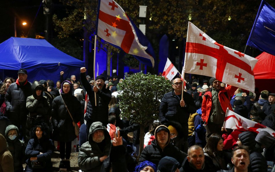 Zgłoszenie kandydatury  Micheila Kawelaszwilego wzmocniło protesty przeciw Gruzińskiemu Marzeniu.