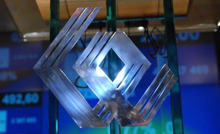 Kilka minut po 9.00 wskaźnik WIG20 zyskiwał 0,3 proc., a WIG rósł o nieco ponad 0,4 proc.