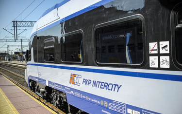 Intercity ma poważne problemy z pociągami przed świętami