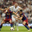 Pepe (w środku) był najlepszym piłkarzem Realu, Pedro (z prawej) i David Villa zawiedli, choć ten os