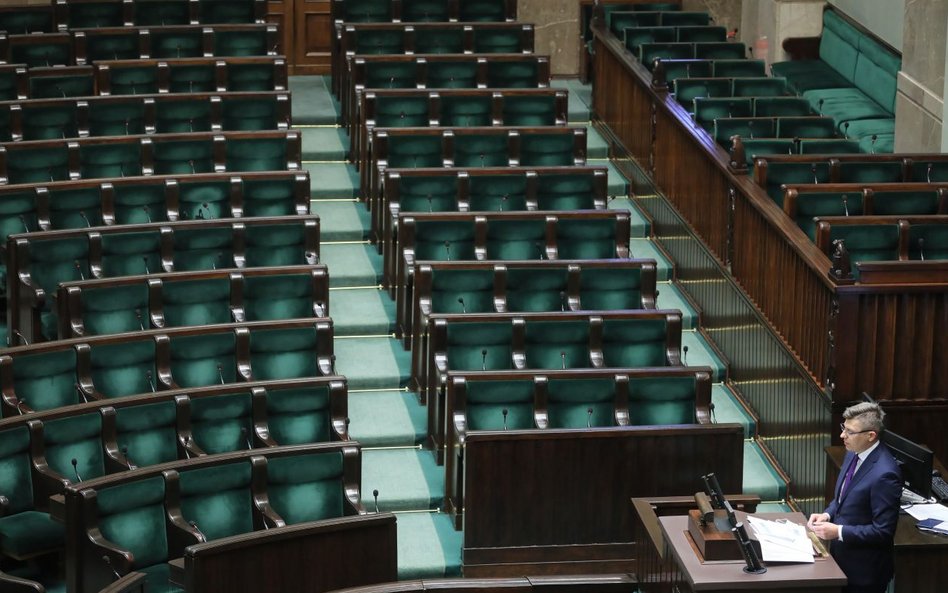 PiS może głosować ustawę odblokowującą KPO bez Ziobry. Ziobro wyjdzie z rządu?