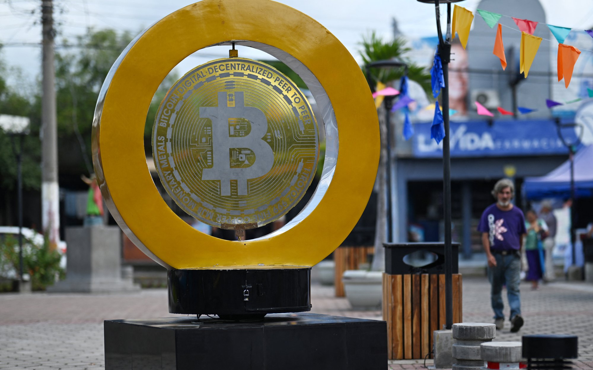 Bitcoin będzie kosztował 200 tysięcy dolarów w 2025 roku? - rp.pl
