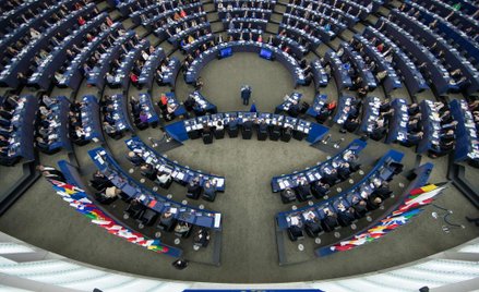KE dobrze ocenia finanse Polski