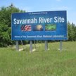 Plakat przy wjeździe na teren Savannah River Site