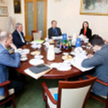 Obrady kapituły od lewej: Andrzej Zwara, prezes NRA, Małgorzata Zielińska, ubiegłoroczna laureatka, 