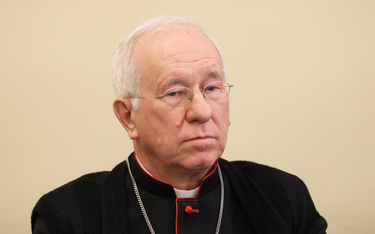 Biskup diecezjalny łowicki Andrzej Dziuba