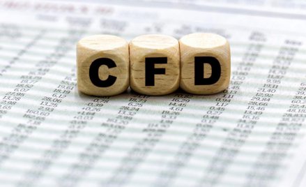 Brokerzy stawiają na rozwój oferty w obszarze CFD
