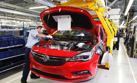 Rośnie sprzedaż i produkcja w polskiej motoryzacji