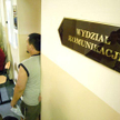 Samorzady mocniej oszczędzają