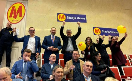 Radość radnych Ursusa po ogłoszeniu decyzji przez Rafała Trzaskowskiego