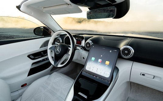 Mercedes Maybach SL 680