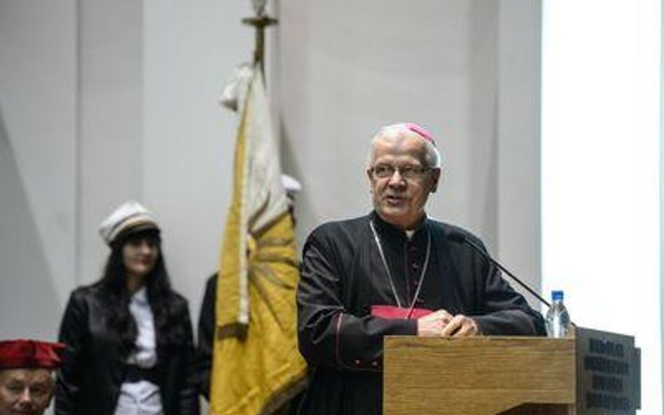 Abp Józef Michalik na inauguracji roku akademickiego na KUL w Lublinie