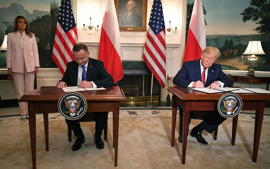 Tysiąc żołnierzy więcej. Duda i Trump podpisali deklarację