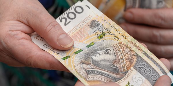 Znacznie wyższe emerytury dla jednej grupy kobiet. ZUS przeliczy świadczenia