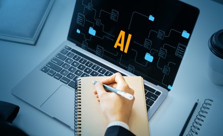 Wsparcie AI zamiast stresu. Tak OLX Praca wykorzystuje sztuczną inteligencję, by pomagać kandydatom 