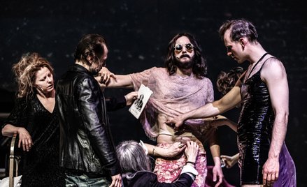 W „Imagine” powraca John Lennon podczas hipisowskiej mszy