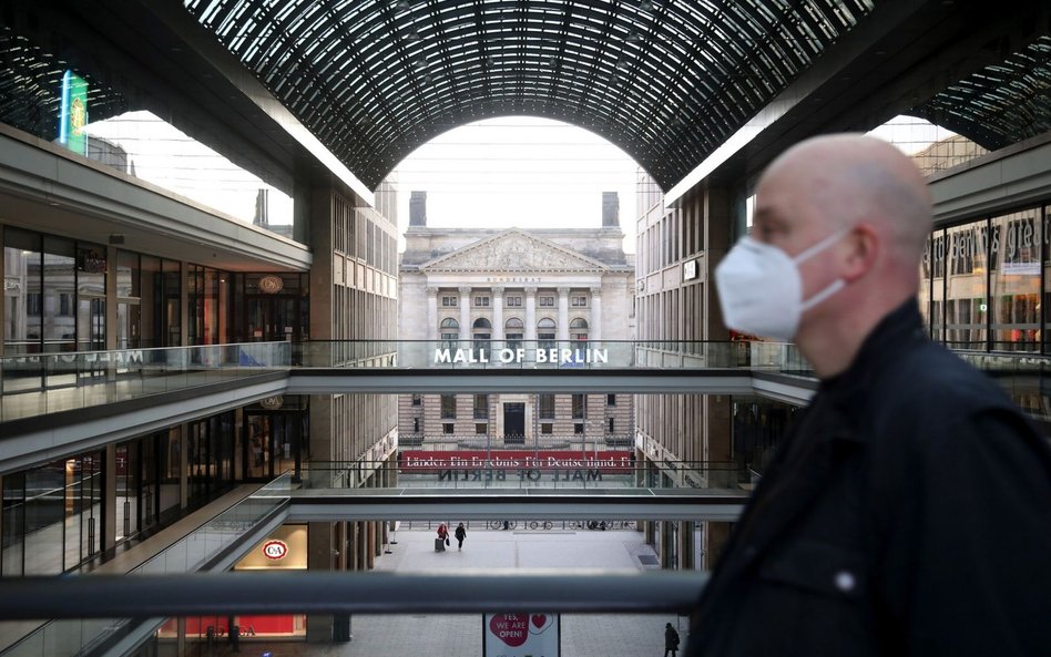 Z niemieckich centrów handlowych znikają sklepy