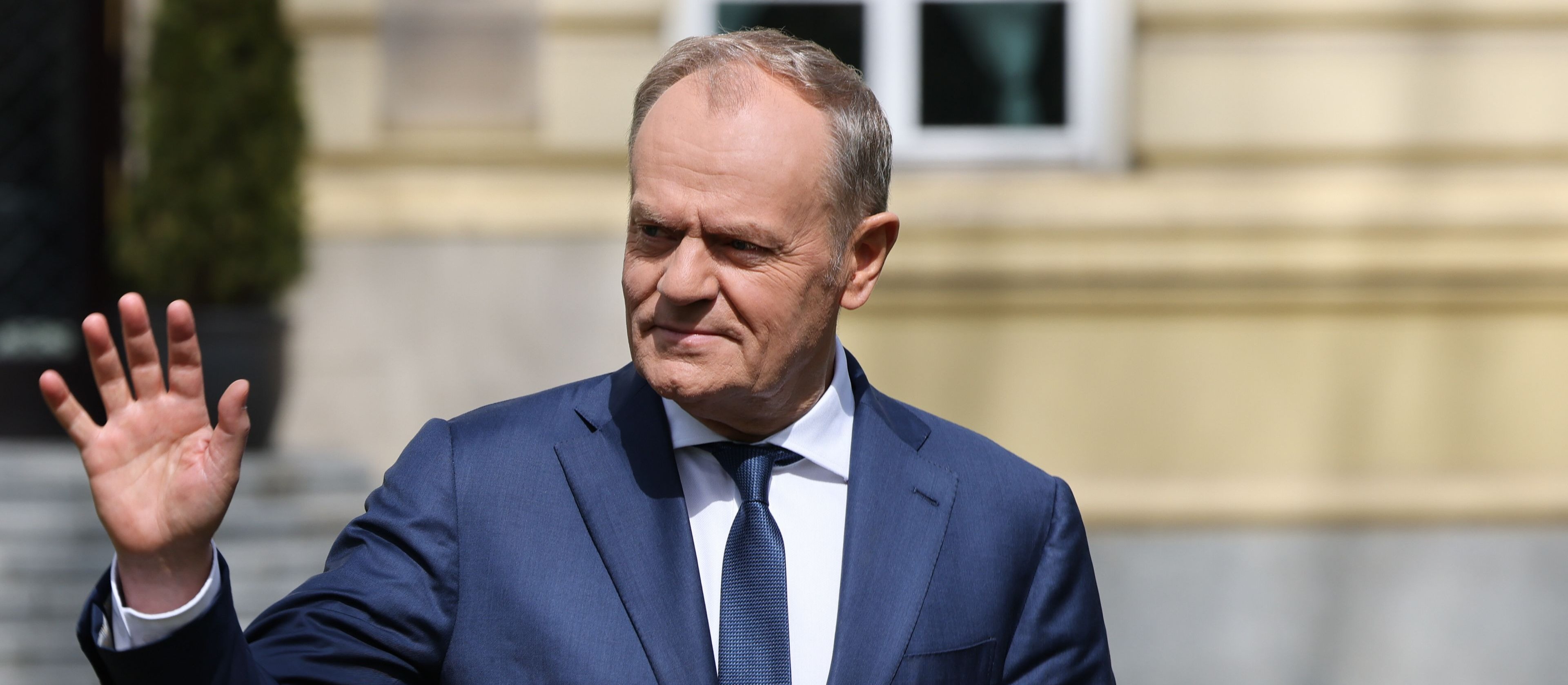 Sondaż: Polacy ufają bardziej rządowi, niż opozycji