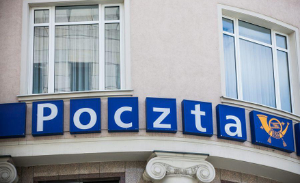 Na pocztę daleko, przy okienku tłok