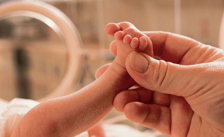 Dlaczego rodzi się nas mniej, choć Polacy chcą mieć dzieci