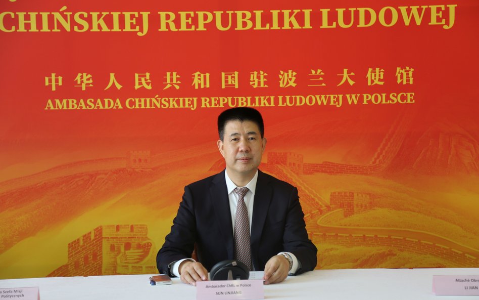 Ambasador Chin w Polsce: Zmierzmy się z wyzwaniami